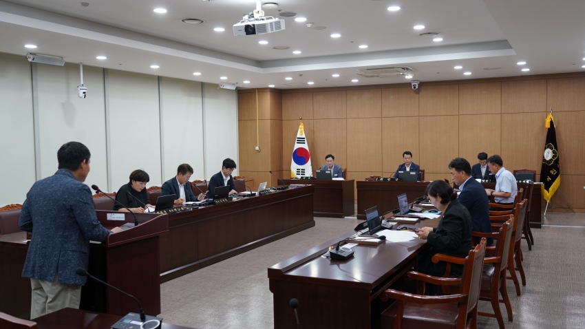 제255회 이천시의회 임시회 폐회중 제1차 의회운영위원회_1