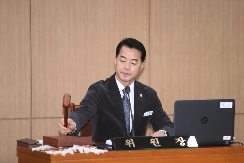 제251회 이천시의회 임시회 제1차 의회운영위원회_3