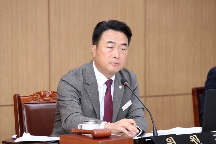 제251회 이천시의회 임시회 제1차 자치행정위원회_11