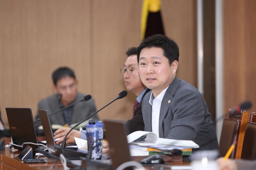 제251회 이천시의회 임시회 제1차 자치행정위원회_34