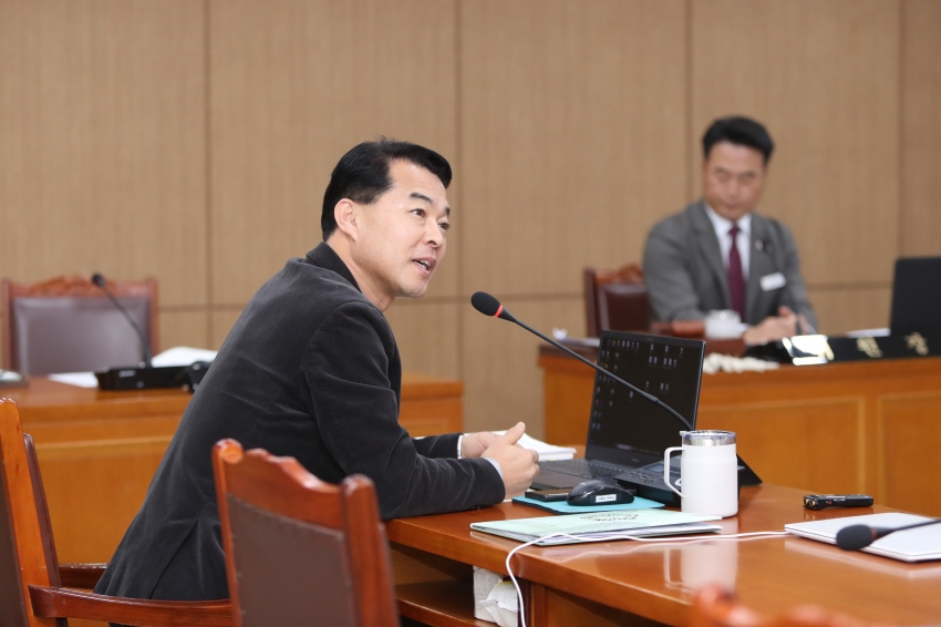 제251회 이천시의회 임시회 제1차 자치행정위원회_39