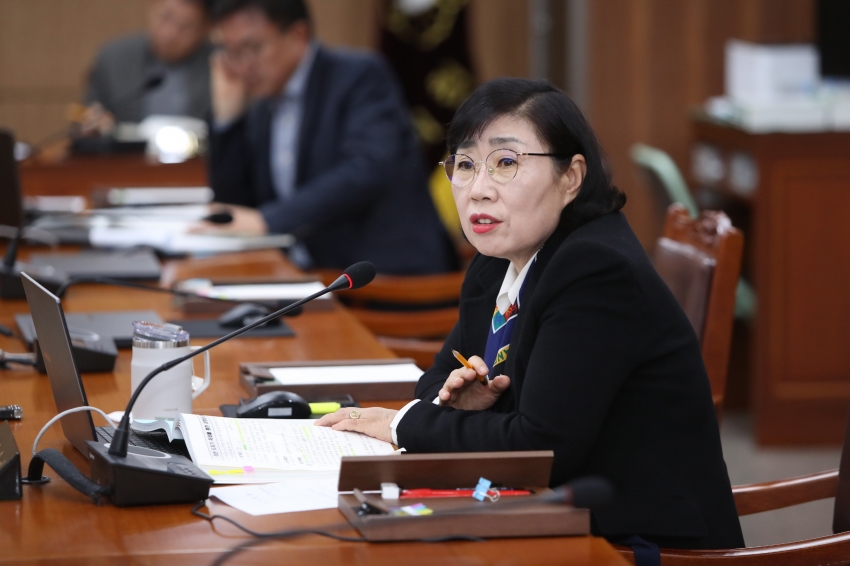 제251회 이천시의회 임시회 제2차 자치행정위원회_2