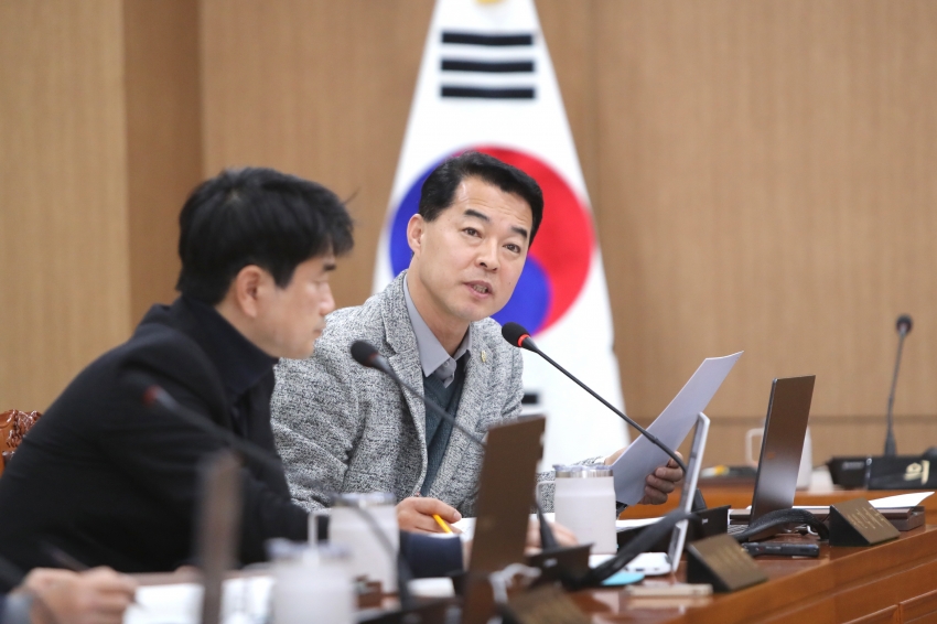 제251회 이천시의회 임시회 제2차 자치행정위원회_26