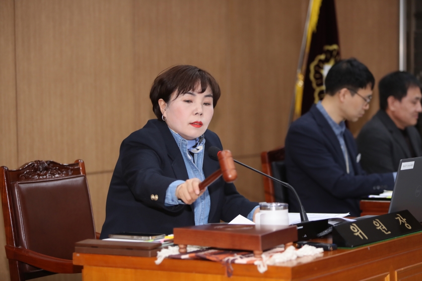 제252회 이천시의회 임시회 제1차 자치행정위원회_53