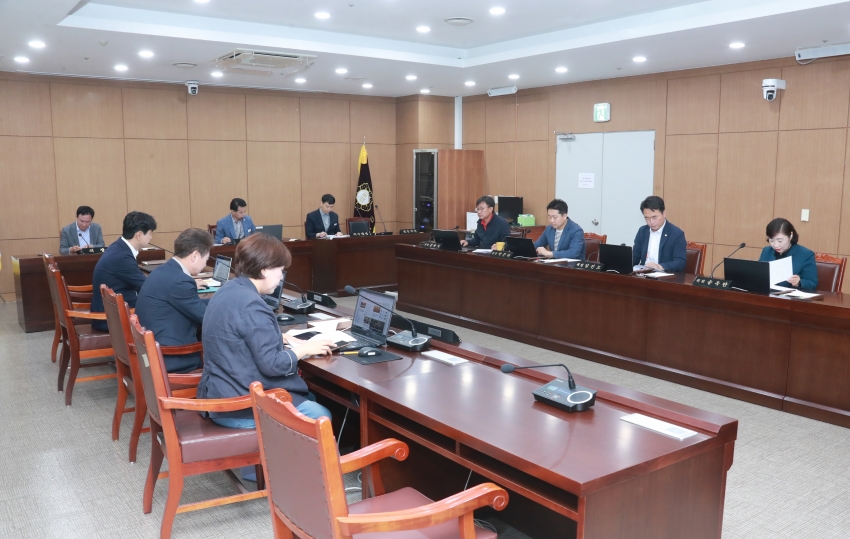 제253회 임시회 폐회중 제1차 의회운영위원회_2