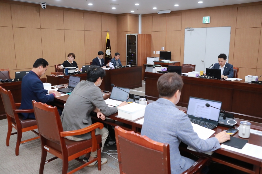 제254회 이천시의회 제1차 정례회 제1차 예산결산특별위원회_3