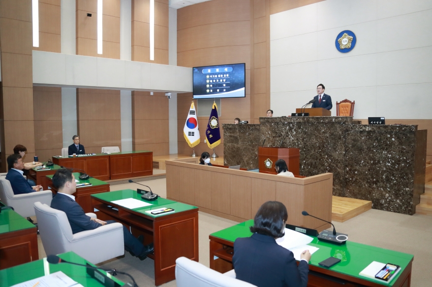 제255회 이천시의회 임시회 제1차 본회의_3