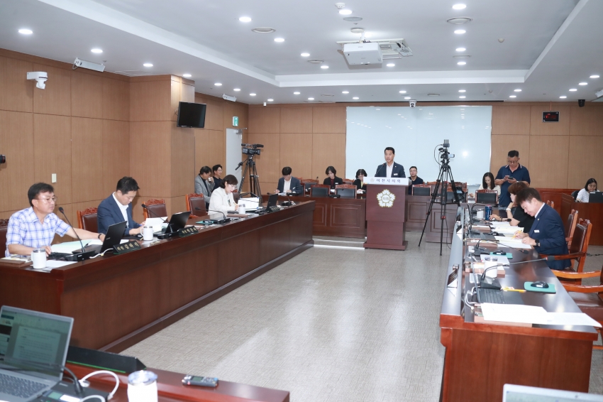 제255회 이천시의회 임시회 제1차 자치행정위원회_3