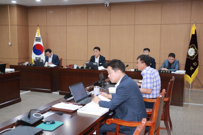 제255회 이천시의회 임시회 제1차 자치행정위원회_13