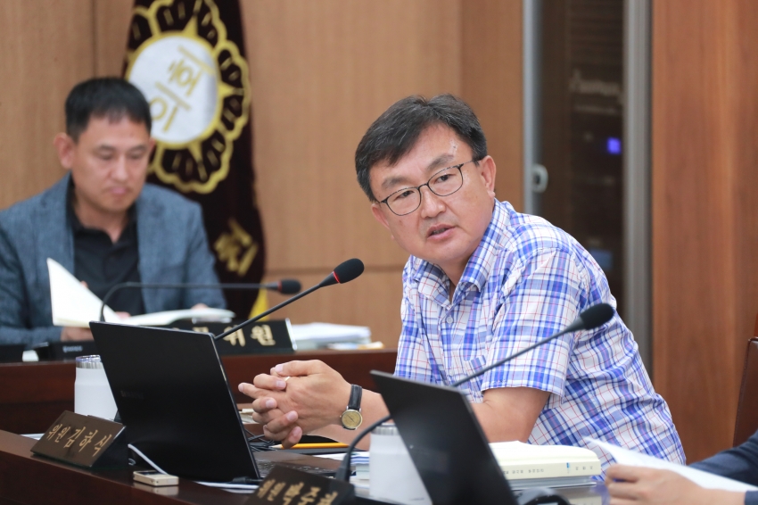 제255회 이천시의회 임시회 제1차 자치행정위원회_8