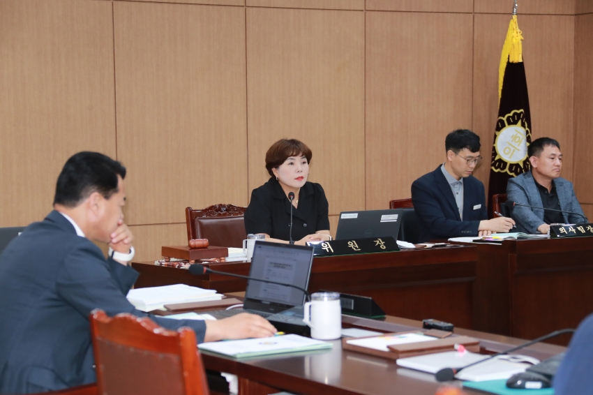 제255회 이천시의회 임시회 제1차 자치행정위원회_24