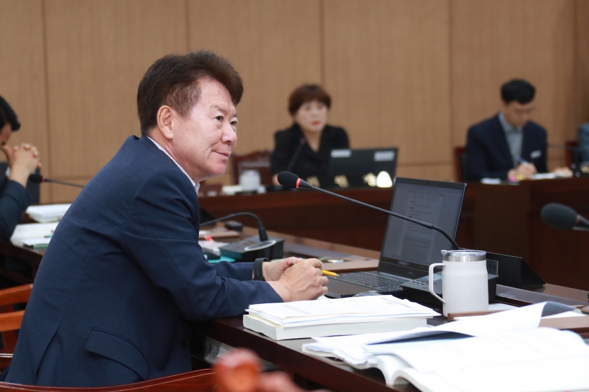 제255회 이천시의회 임시회 제1차 자치행정위원회_12