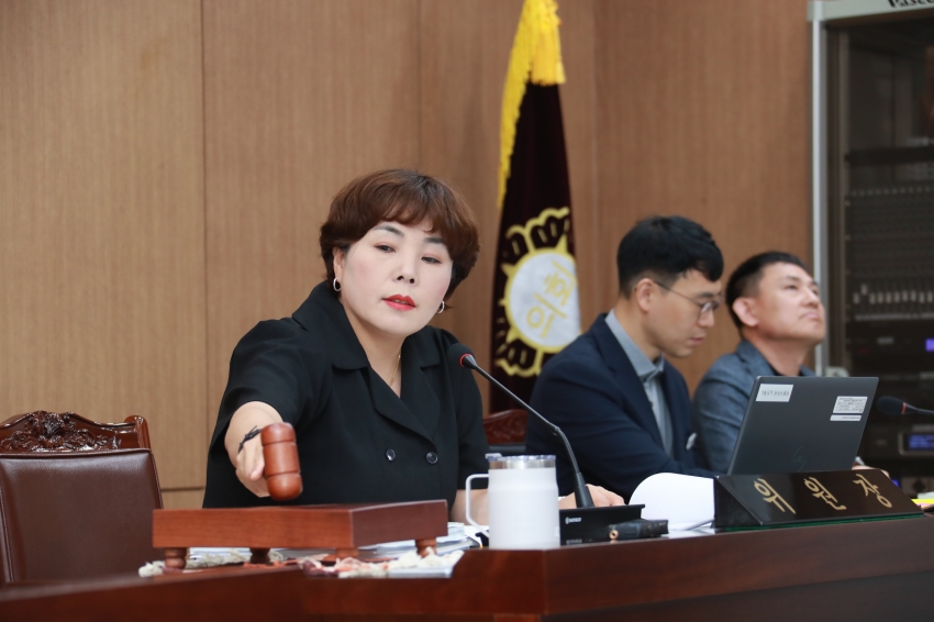 제255회 이천시의회 임시회 제1차 자치행정위원회_13
