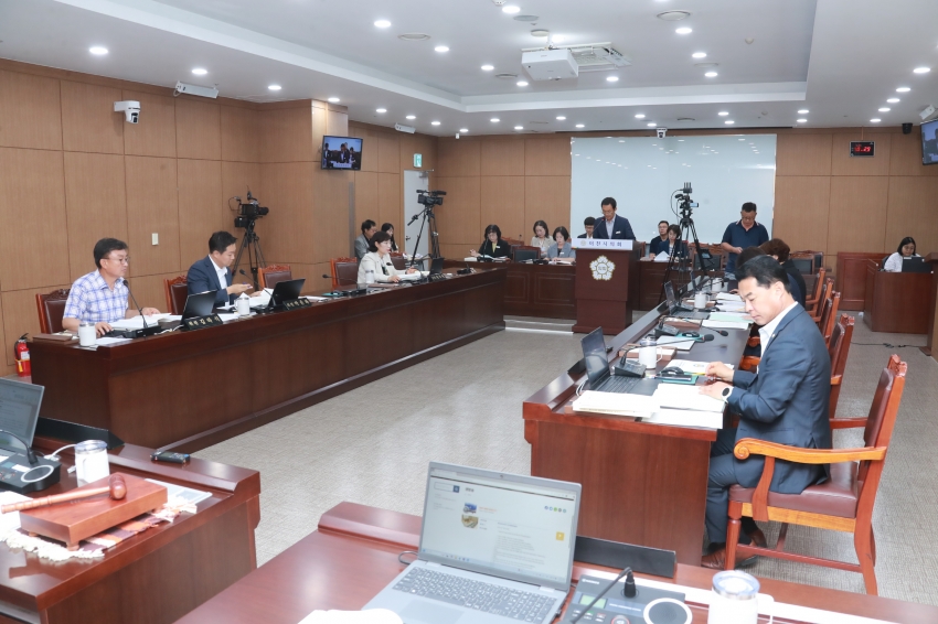 제255회 이천시의회 임시회 제1차 자치행정위원회_14