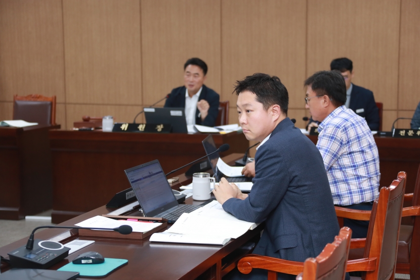 제255회 이천시의회 임시회 제1차 자치행정위원회_17