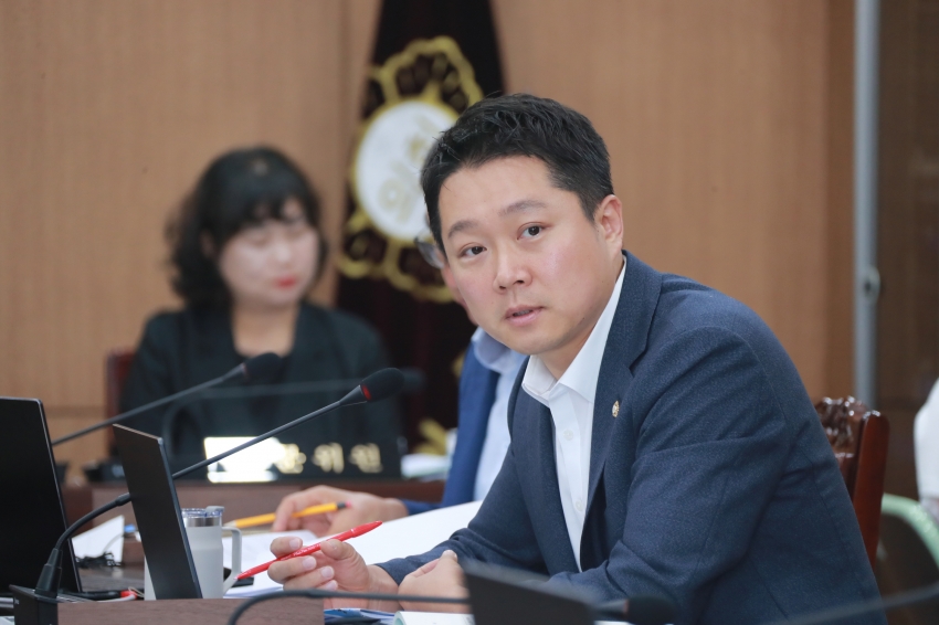 제255회 이천시의회 임시회 제1차 산업건설위원회_26