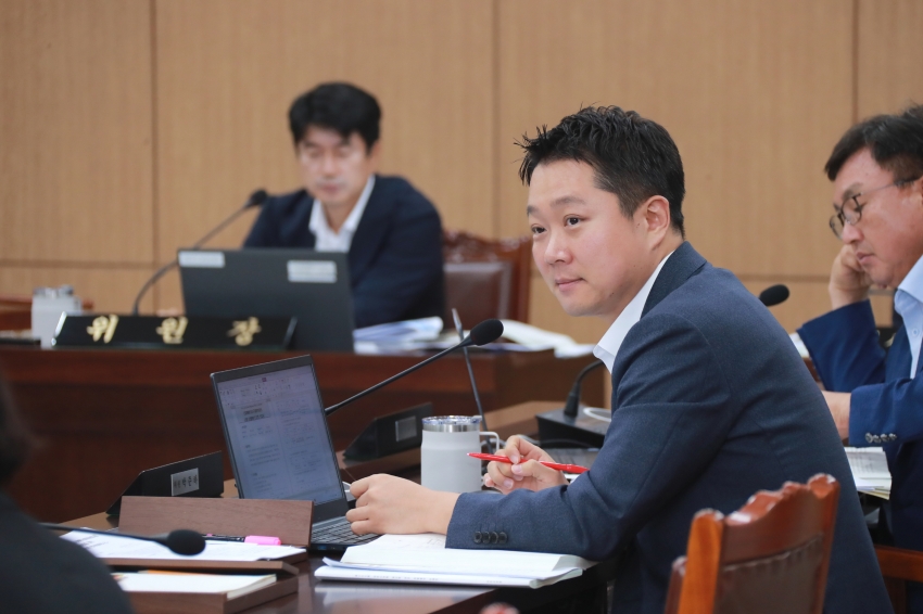 제255회 이천시의회 임시회 제1차 산업건설위원회_13