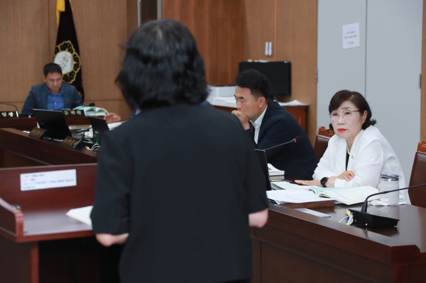 제255회 이천시의회 임시회 제1차 예산결산특별위원회_9