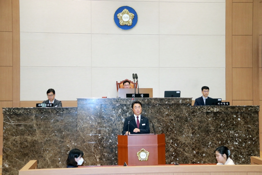 제256회 이천시의회 임시회 제1차 본회의_19