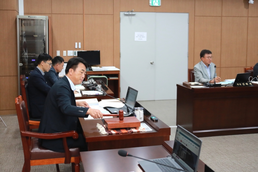 제256회 이천시의회 임시회 제1차 자치행정위원회_6