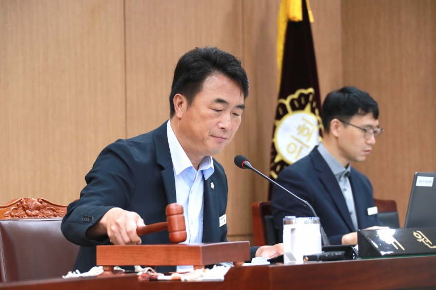 제256회 이천시의회 임시회 제1차 자치행정위원회_8