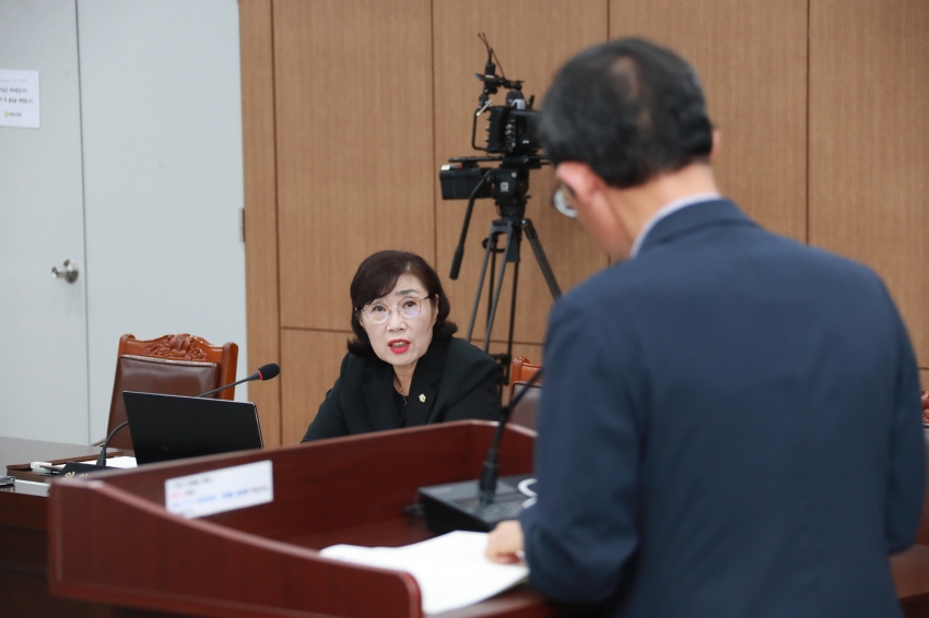 제256회 이천시의회 임시회 제1차 자치행정위원회_6