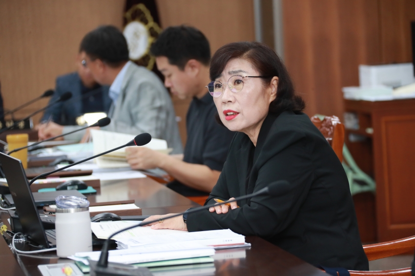 제256회 이천시의회 임시회 제1차 자치행정위원회_20