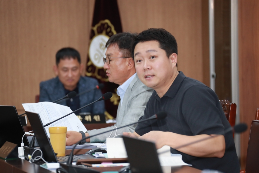 제256회 이천시의회 임시회 제1차 자치행정위원회_24