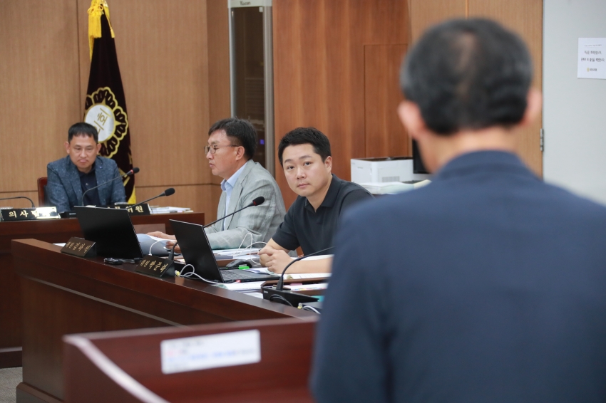 제256회 이천시의회 임시회 제1차 자치행정위원회_26