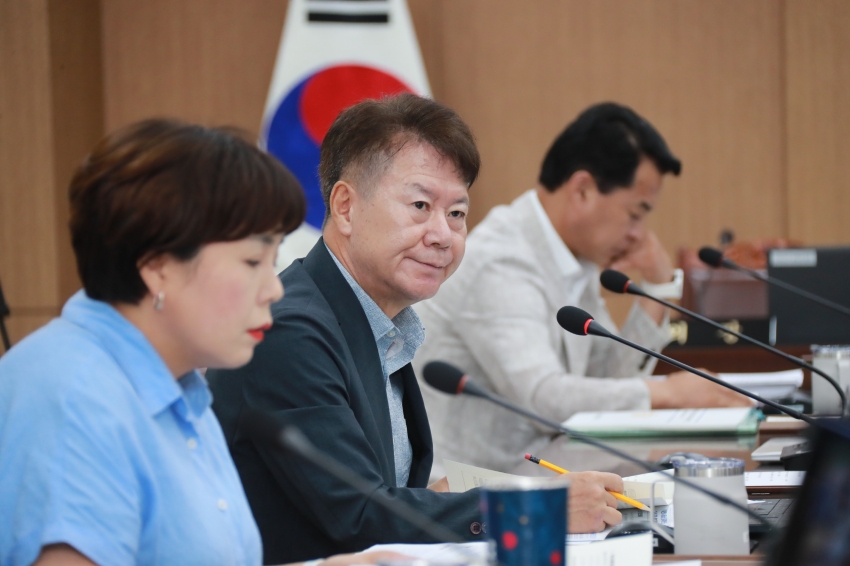 제256회 이천시의회 임시회 제1차 자치행정위원회_11