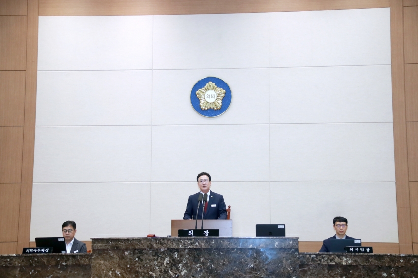제256회 이천시의회 임시회 제2차 본회의_24