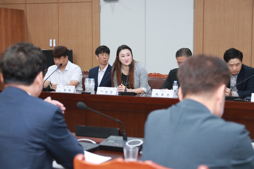 시민과의 소통의 날 간담회(이천시장애인태권도협회, 장애인부모회)_24