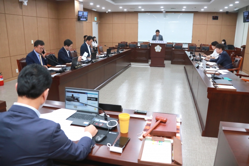 제256회 폐회 중 의회운영위원회_4