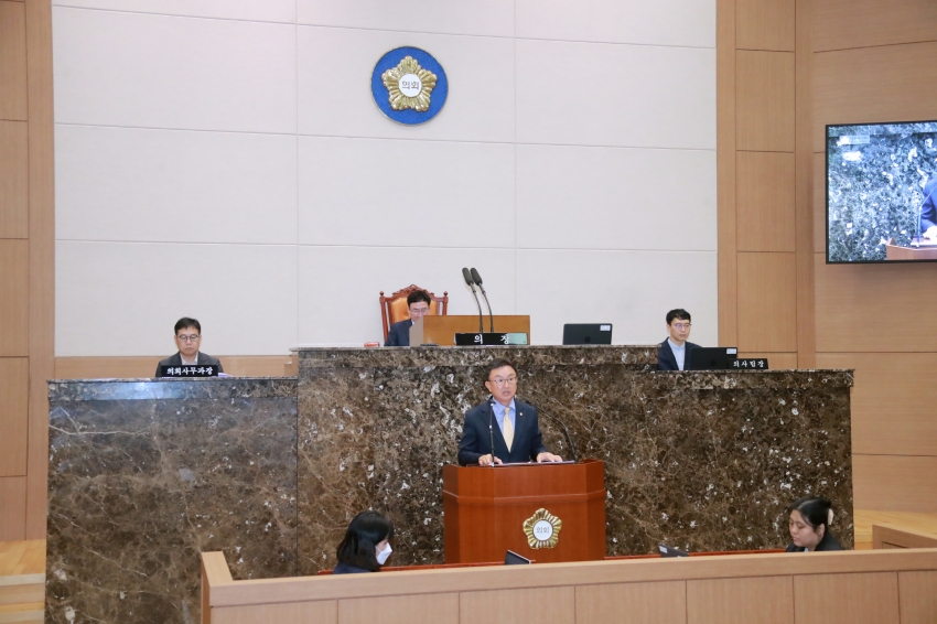 제257회 이천시의회 임시회 제1차 본회의_8
