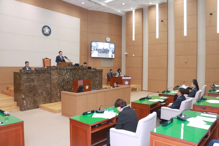 제257회 이천시의회 임시회 제1차 본회의_14