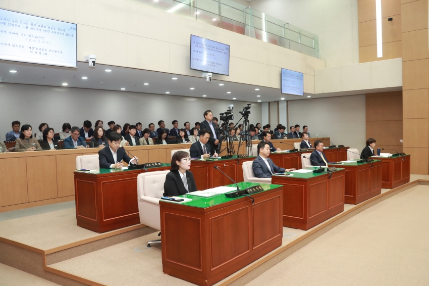 제257회 이천시의회 임시회 제1차 본회의_15
