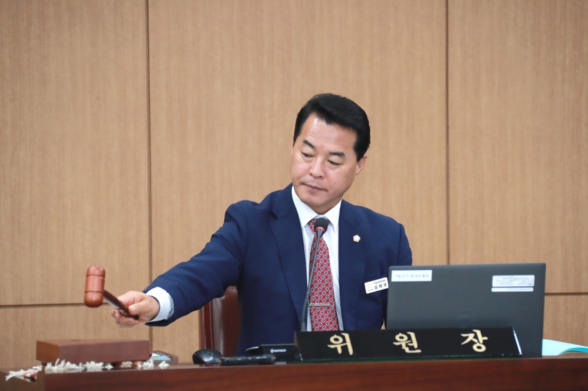 제257회 이천시의회 임시회 제1차 의회운영위원회_3