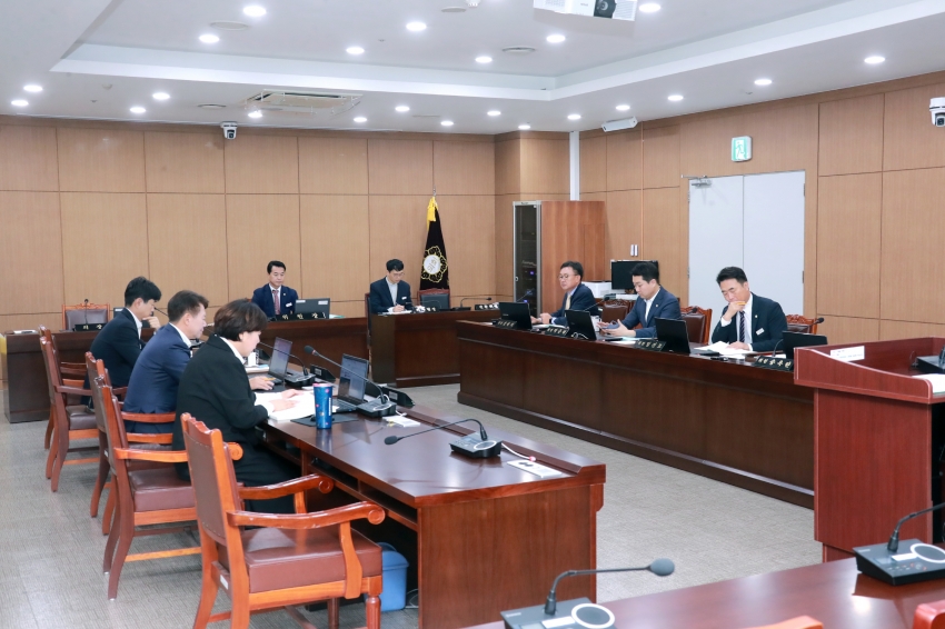 제257회 이천시의회 임시회 제1차 의회운영위원회_6