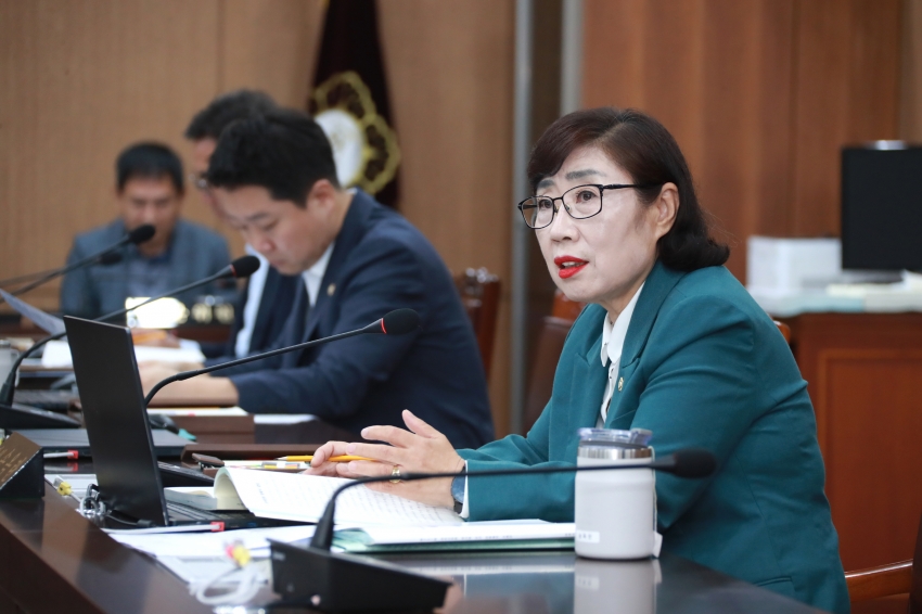 제257회 이천시의회 임시회 제1차 자치행정위원회_21