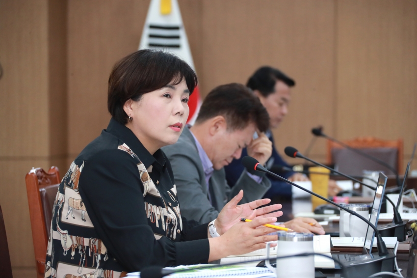 제257회 이천시의회 임시회 제1차 자치행정위원회_12
