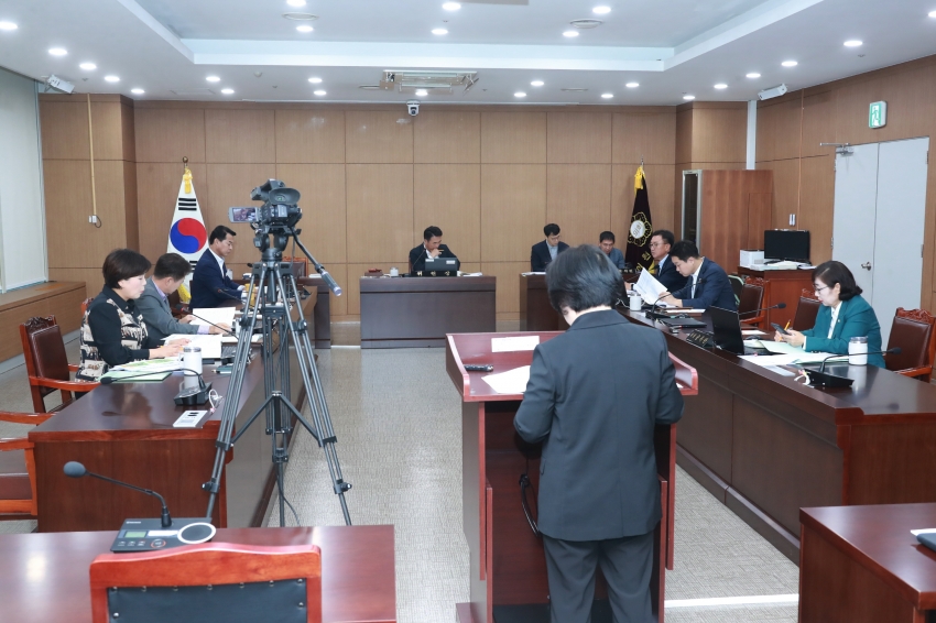 제257회 이천시의회 임시회 제1차 자치행정위원회_25