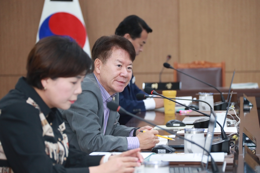 제257회 이천시의회 임시회 제1차 자치행정위원회_14
