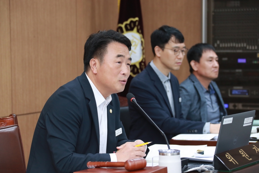 제257회 이천시의회 임시회 제1차 자치행정위원회_33
