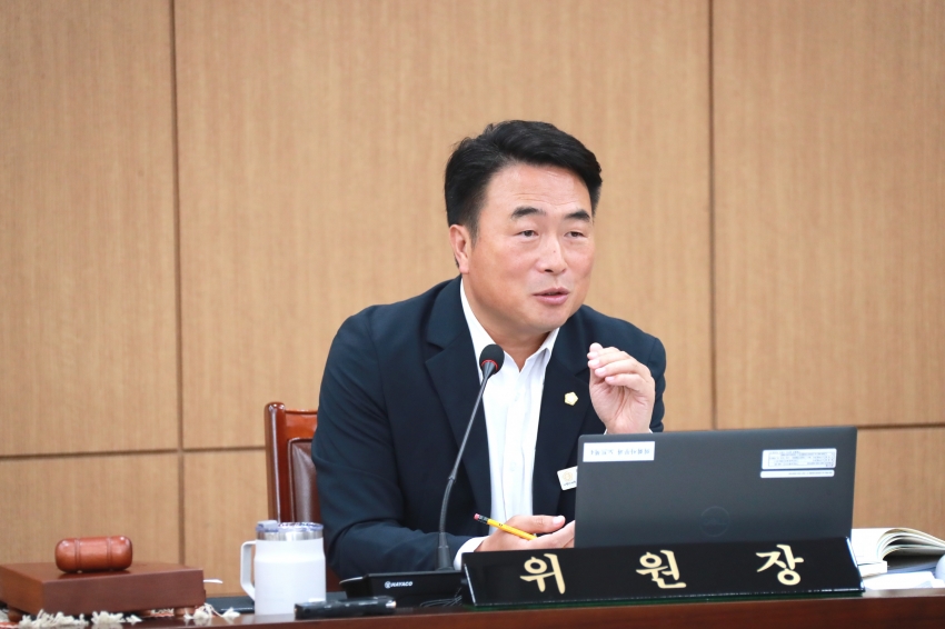 제257회 이천시의회 임시회 제1차 자치행정위원회_20