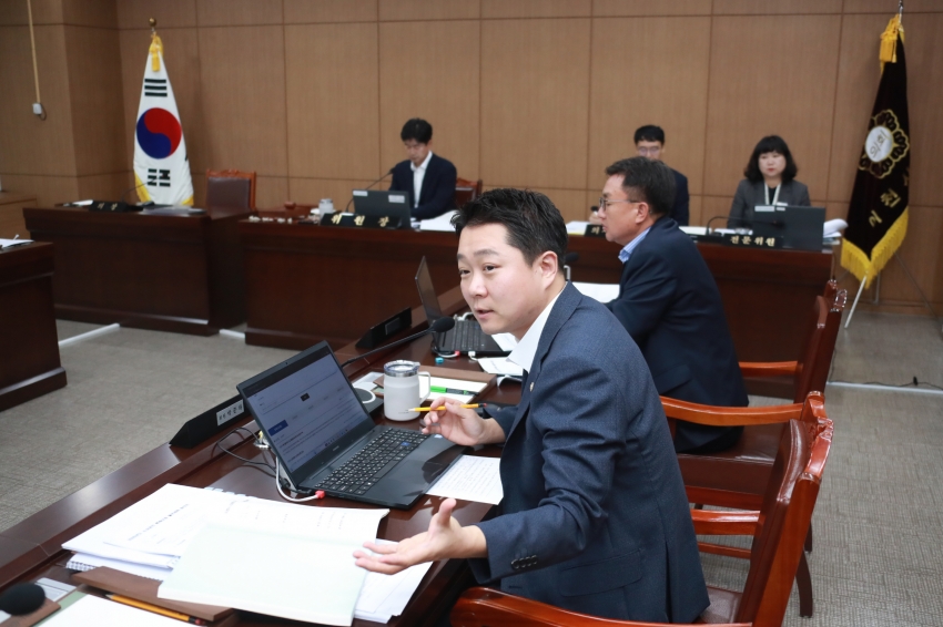 제257회 이천시의회 임시회 제1차 산업건설위원회_24