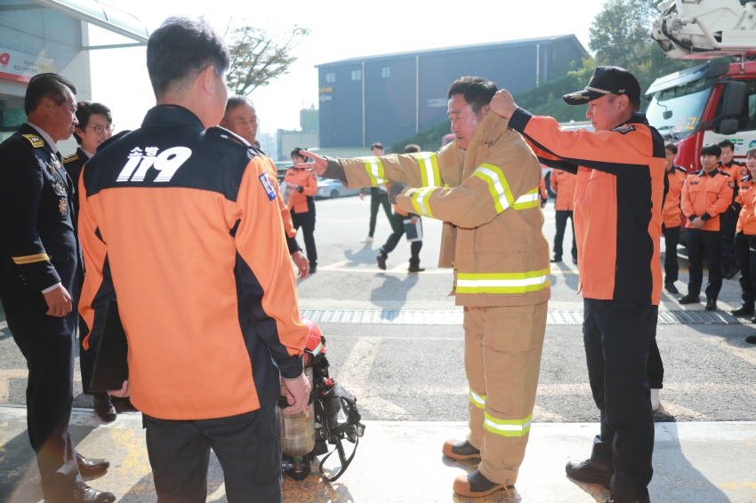 이천소방서 1일 명예소방서장 위촉식(박명서 의장)_34