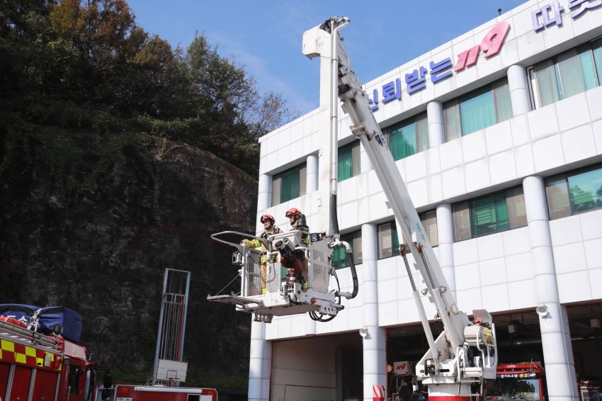 이천소방서 1일 명예소방서장 위촉식(박명서 의장)_21