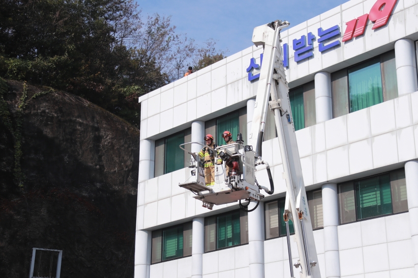 이천소방서 1일 명예소방서장 위촉식(박명서 의장)_66