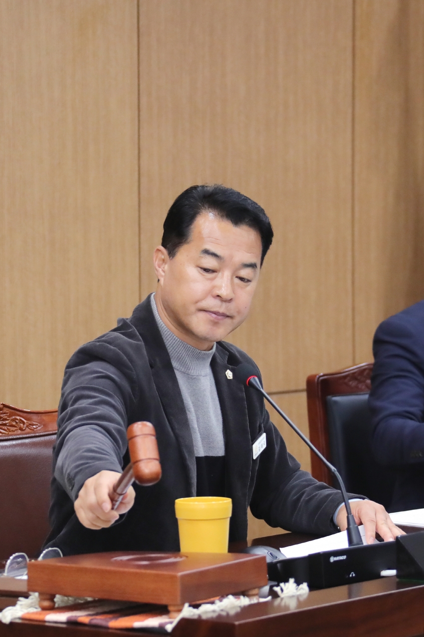 제257회 이천시의회 임시회 폐회중 제1차 의회운영위원회_10