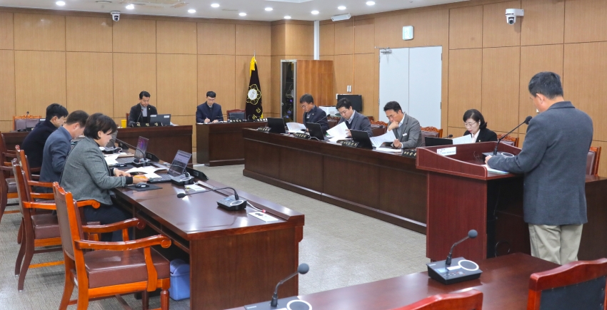제257회 이천시의회 임시회 폐회중 제1차 의회운영위원회_3